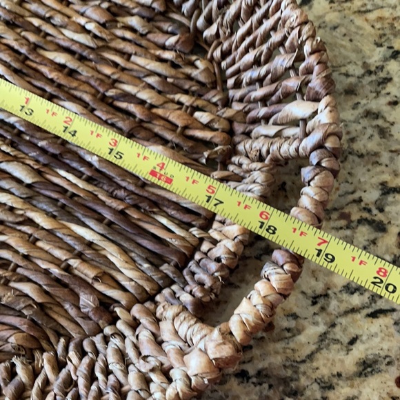 Large Basket - Picture 7 of 11